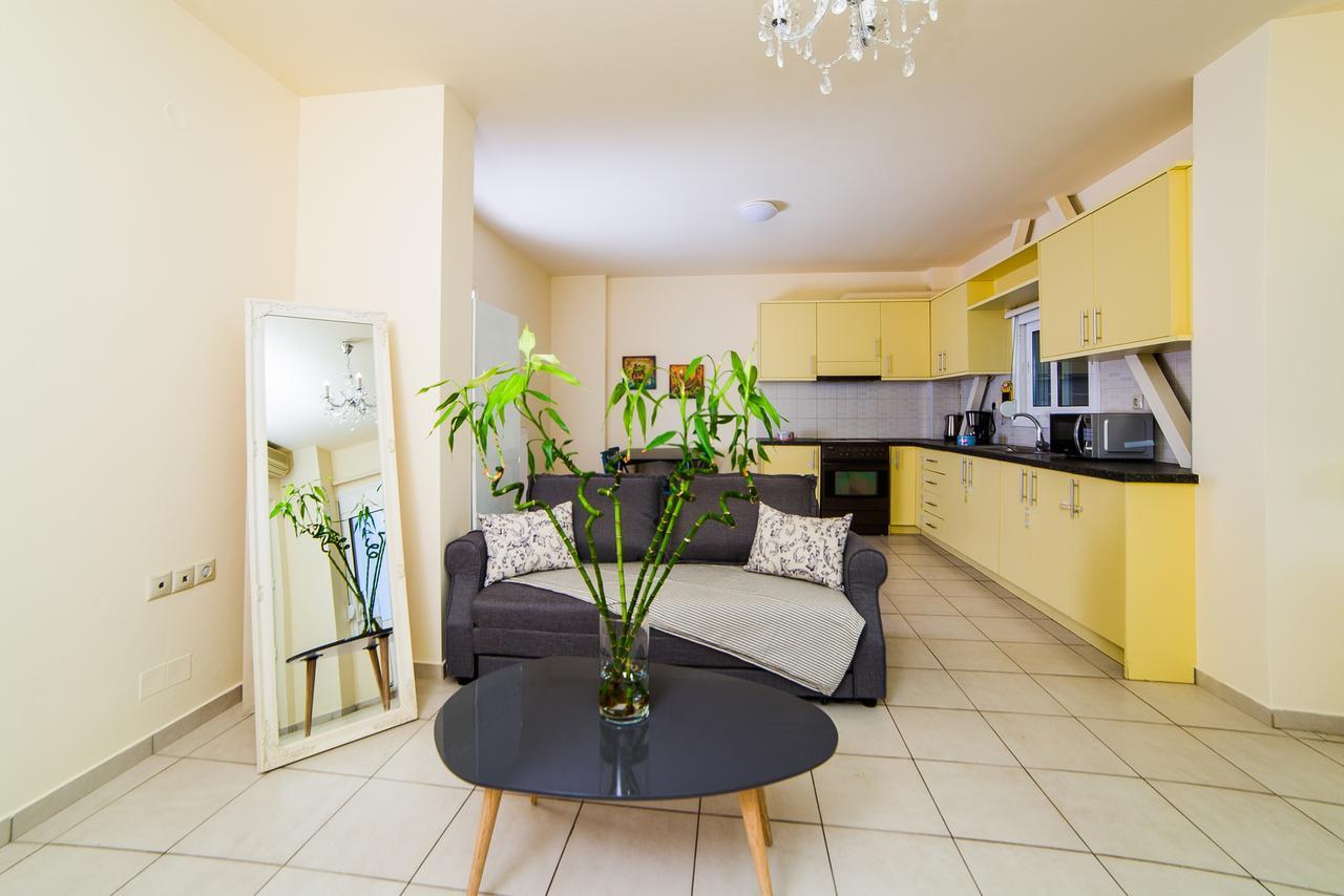 Eva Apartments Koutouloufari Екстериор снимка