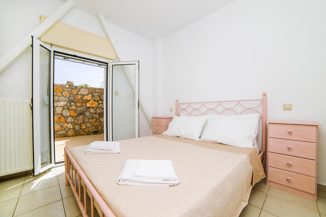 Eva Apartments Koutouloufari Екстериор снимка