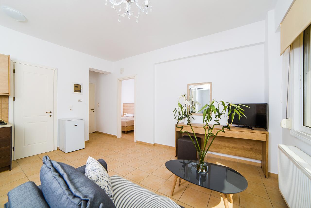 Eva Apartments Koutouloufari Екстериор снимка