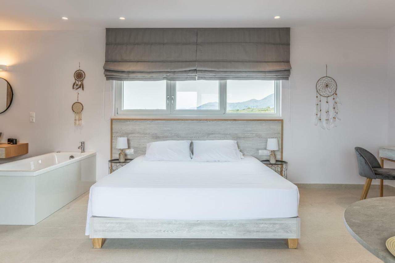 Eva Apartments Koutouloufari Екстериор снимка