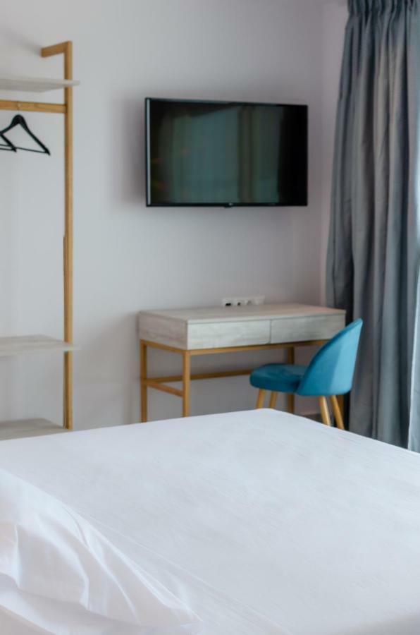 Eva Apartments Koutouloufari Екстериор снимка