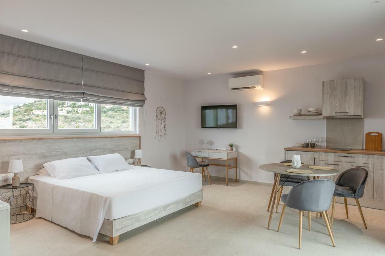 Eva Apartments Koutouloufari Екстериор снимка
